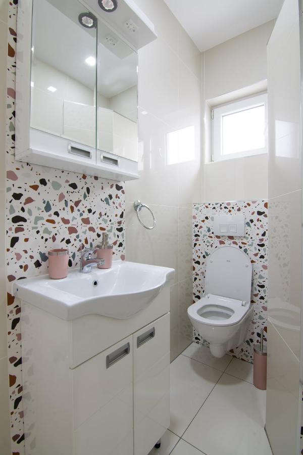Jana Apartmani Belgrad Exterior foto